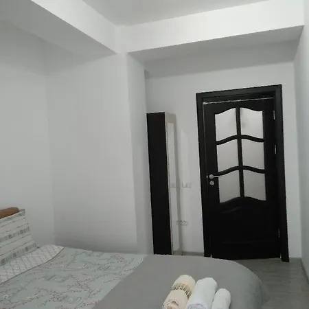 公寓 Apartament Ademar 艾福雷诺德